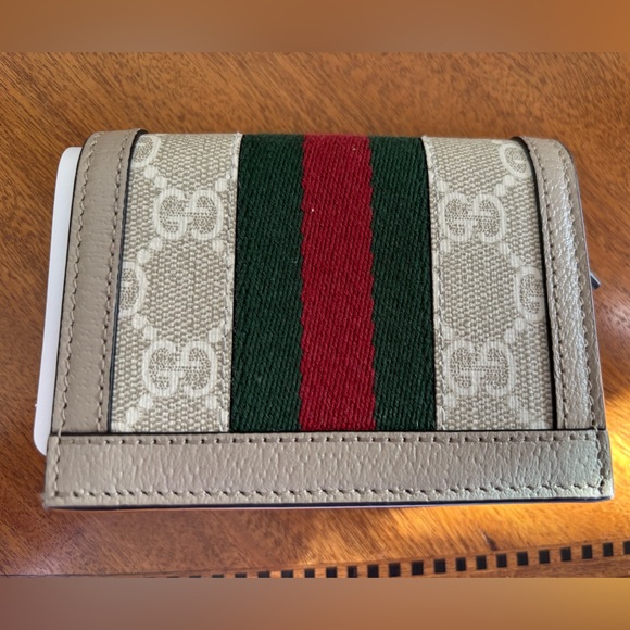 GUCCI Ophidia Snap Wallet, Made in Italy, NIB
Hard to find! - Picture 2 of 12